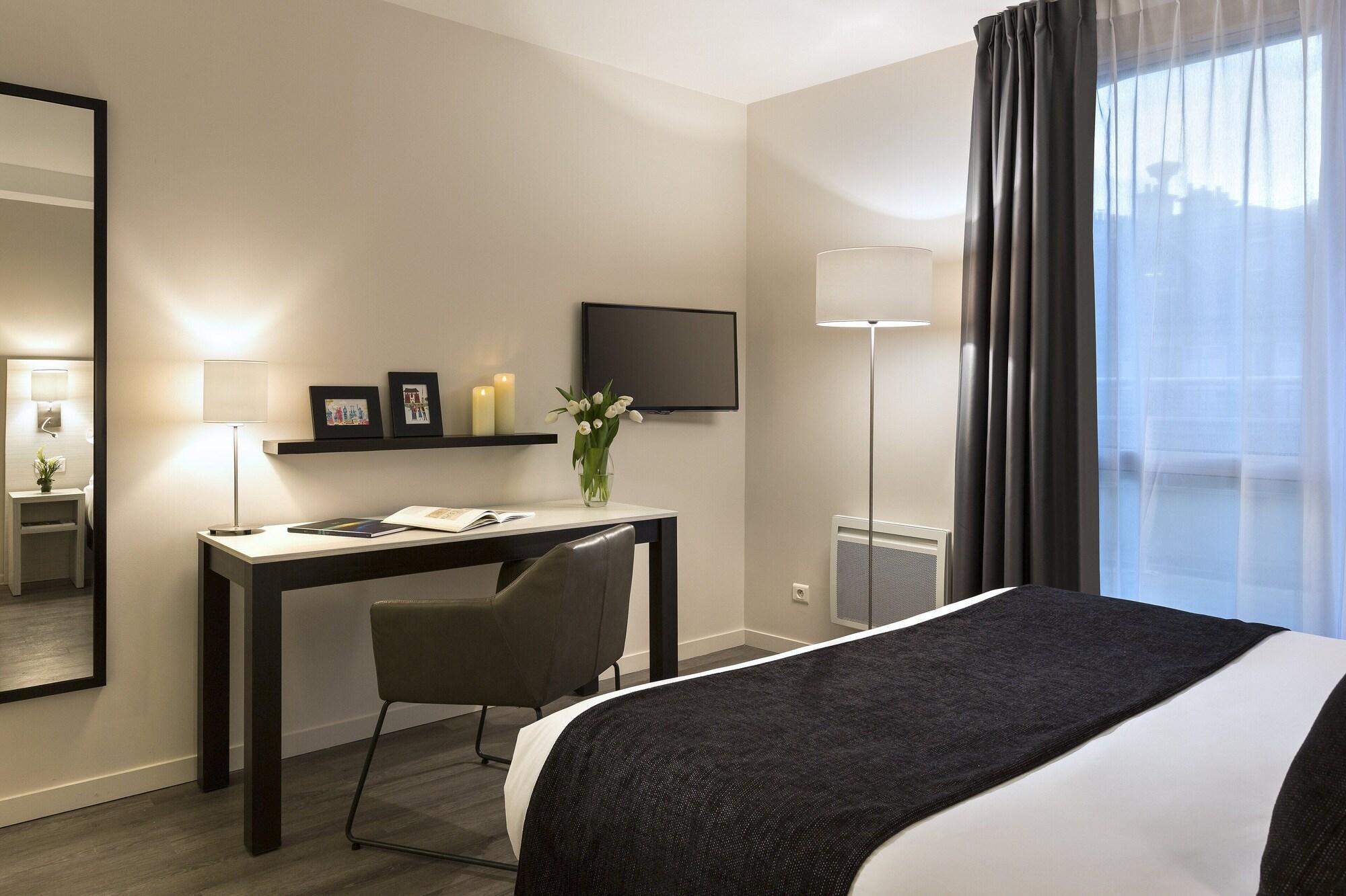 Citadines Montmartre Paris Aparthotel Bagian luar foto
